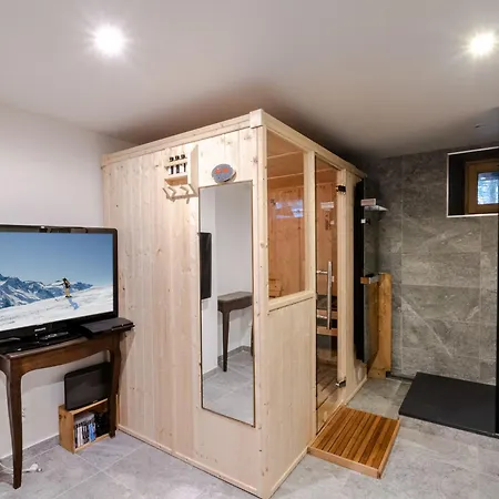 Avec Sauna, Wifi Et Parking A - Fr-1-343-232 Chalet Chamonix